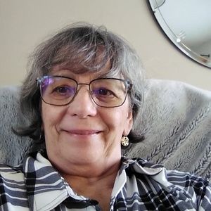 Meet your Posher, Joann